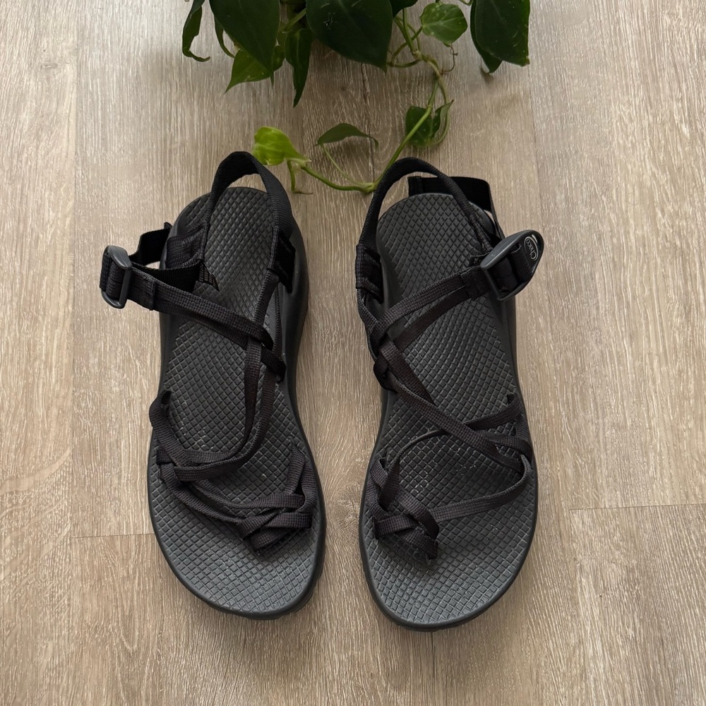 Chaco Black Adjustable Sandals size 9 - Picture 3 of 9